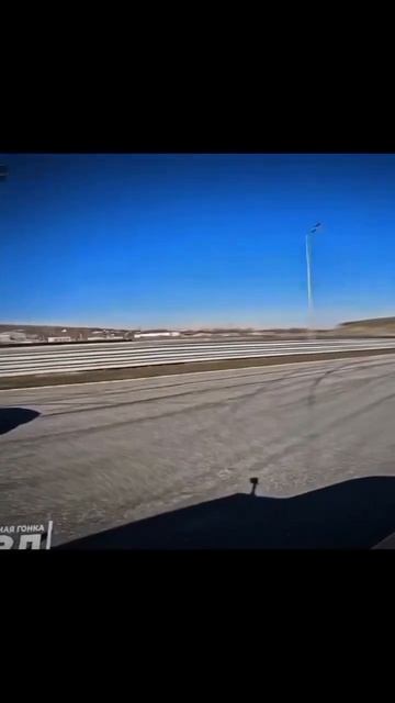 Гонка Асхаба и венгалби#mercedes #wengallbi #trollface #cls63 #асхаб #тамаев #асхабтамаев