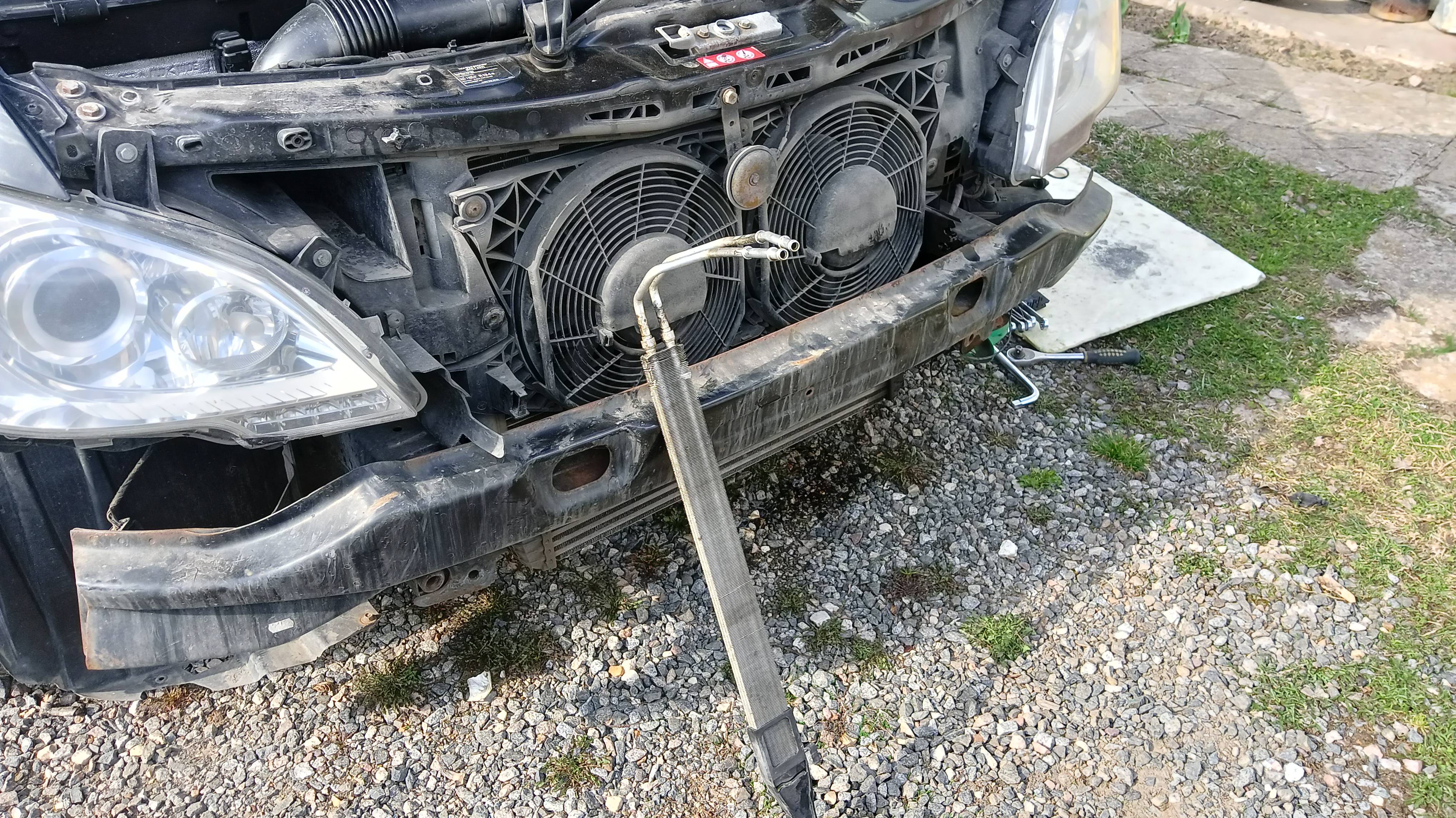 №47. Мерседес Виано W639. Замена радиатора гидроусилителя руля и масла 8980 Mannol.