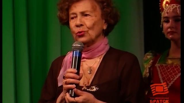 Народный ансамбль танца 'Юность' отметил юбилей