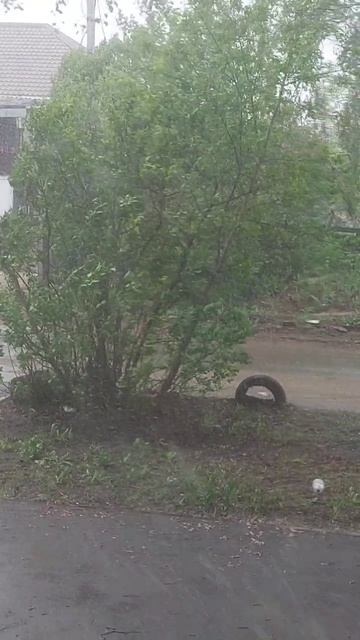 Дождь со снегом в конце апреля.