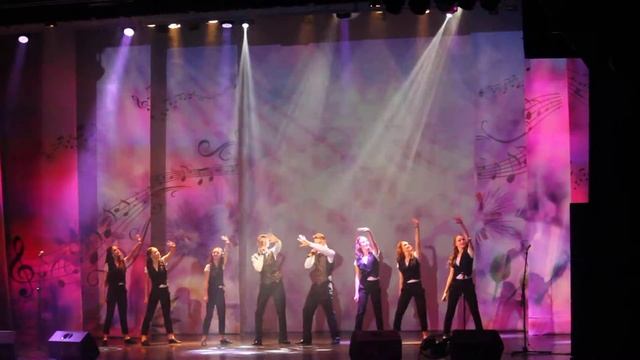 Дмитрий Маценко и Владимир Дивош - Это все она