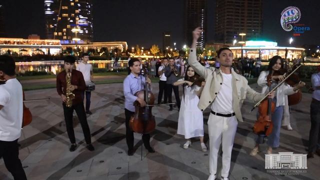 🎷 Tashkent City'га ташриф буюрган юртдошларимиз Тошкент опера фестивалининг ёрқин шукуҳини ҳис этди