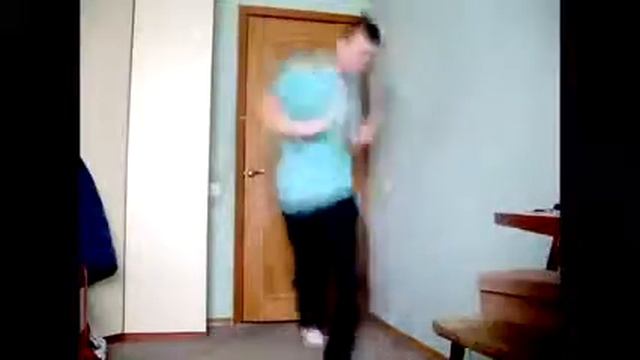 Nosa,nosa а мальчик клево танцует
