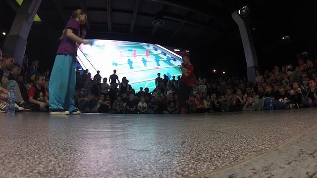 МАТИНА (DOMINANT)  Vs МУХА | 1/6 FINAL | РЭП НА ГОЛОВЕ 5 | Казань | 2014