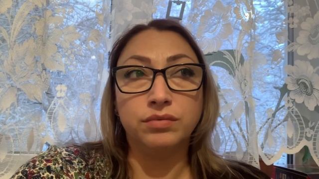 Первые подготовки к Новому Году/Вика заболела/оставила 3000₽ в аптеке/купили собаку в дом