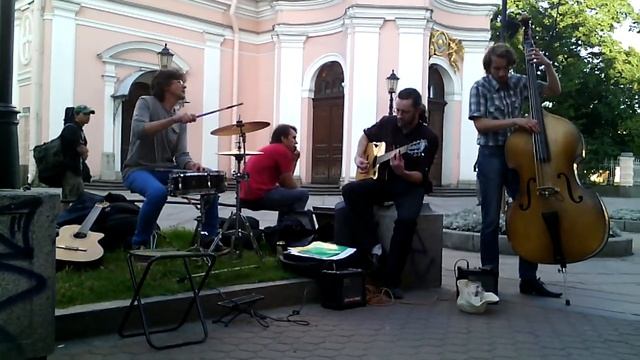 Уличные музыканты, СПб
