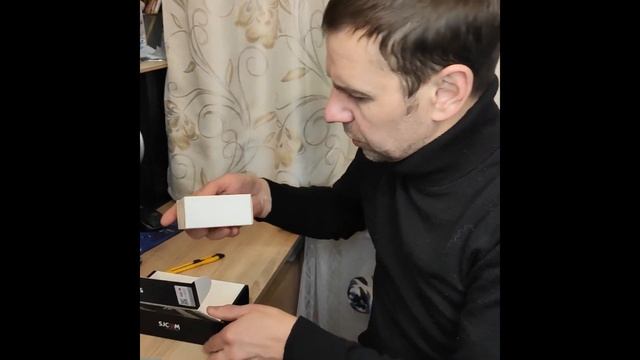 Распаковка камеры  SJ8 Dual Screen