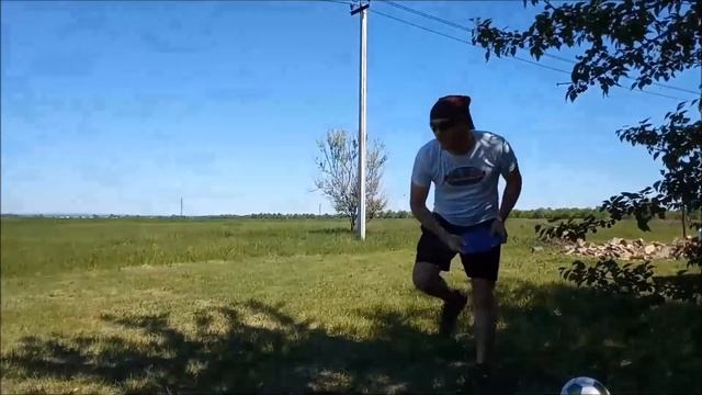 Челлендж!!! Сбиваем кегли тарелкой