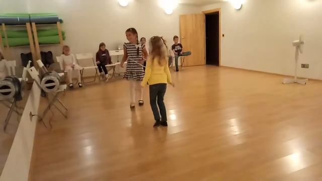 Работа на чувство партнера с резинкой