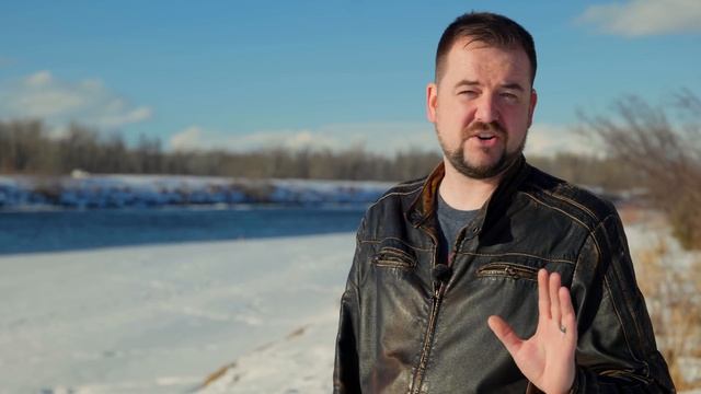 Blackmagic Ursa Mini Pro 12K - Mirrorless Cameras Need These Features!