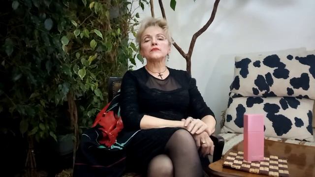 VID045 Victoria Novikova Parfume Collection - Angel Schlesser - Femme Adorable