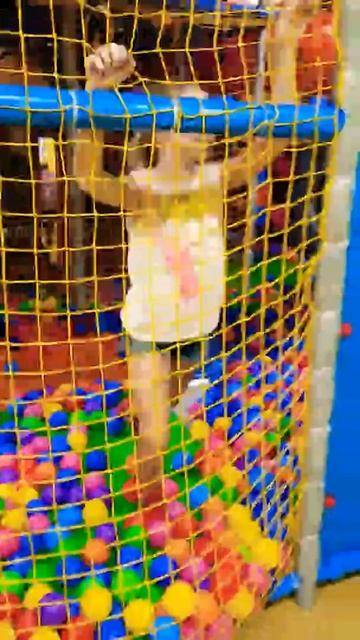 Не нужно стесняться , а нужно балетом заниматься , ну и гимнастикой тоже 🤣🤣💋💋👌