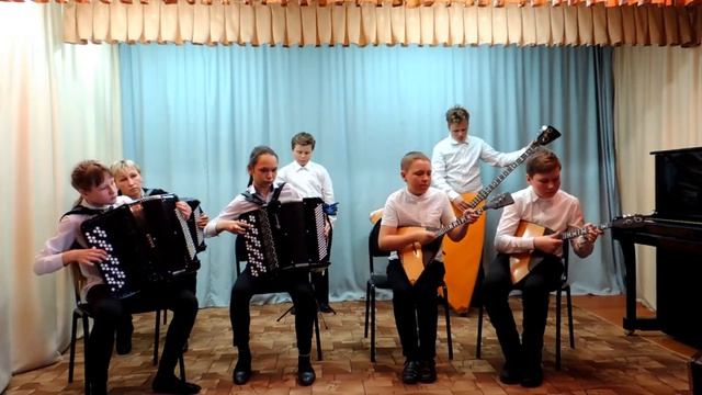 Ансамбль народных инструментов «Калинка», В. Баканов «Осенняя песня»