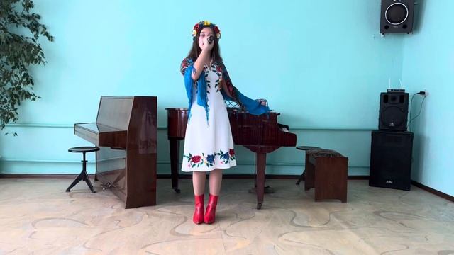 Сафарова Амєлія «Хустка, хусточка, хустина». Викл. Вікторія Пішеходько