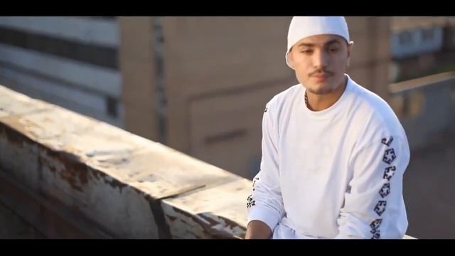 CENTR (Легко ли быть молодым)