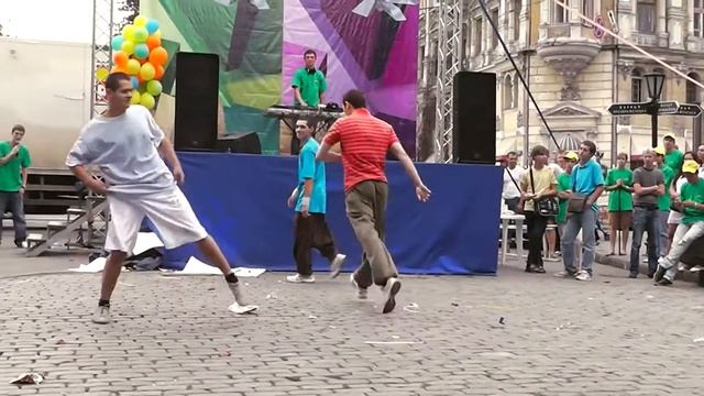 6770b82b216dc973bde0d9e6ad6b25a5