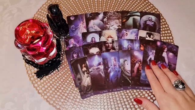 БУМЕРАНГ СОПЕРНИЦЕ...