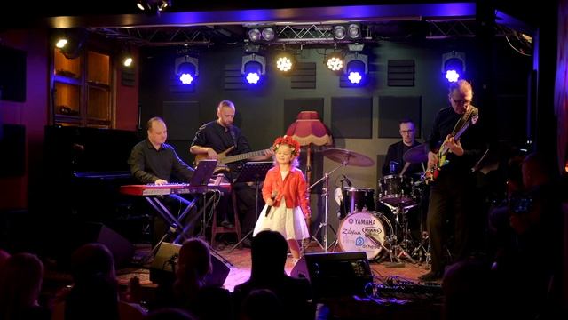 СЛАВИТСЯ ЖИВОЙ ЗВУК