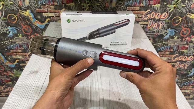 Автомобильный беспроводной пылесос с аварийным фонарём Navitel CL100
