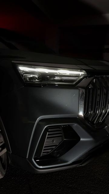 Поприветствуем нового 7-местного игрока на рынке кроссоверов - Geely Okavango!