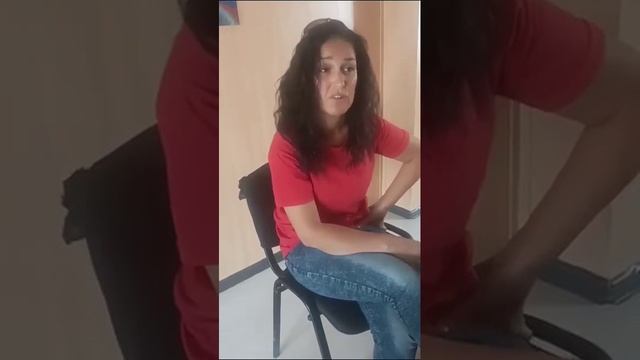 Видеои зане, ки бо хонандагон дағал рафтор кардааст. #2023 #таджикистан #мактаб