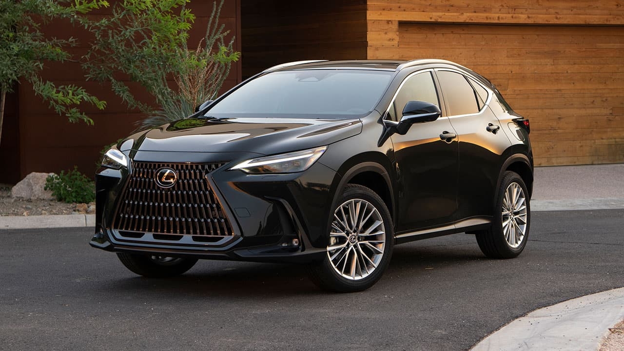 LEXUS NX350h 2022 установка авто-сигнализации Pandora с мягкой посадкой + прописка ключа г.Хабаровск