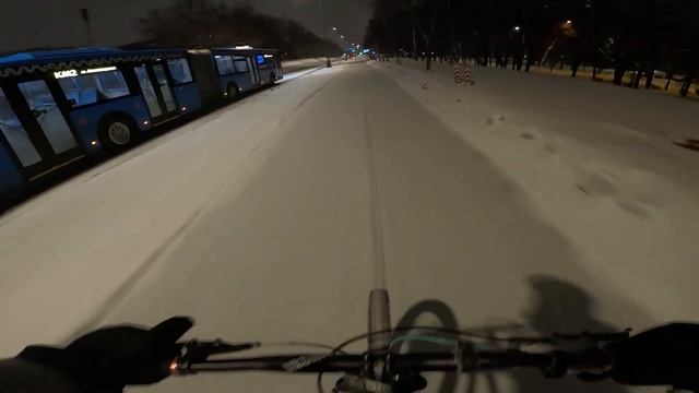 Весна Ночь Снежок😄