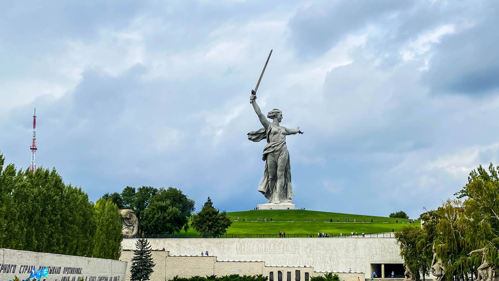 Путешествие в Волгоград. Обзор нашего отеля. Смена почетного караула на Мамаевом кургане