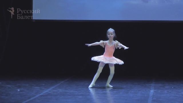 016 А  Понкьелли  Вариация с колокольчиками  Исполняет Герасимова Елизавета, средняя группа филиала