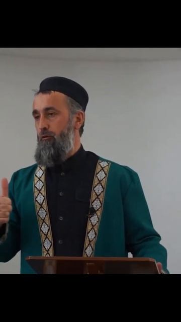 Как отвечать на упрёки? /#shorts #ислам