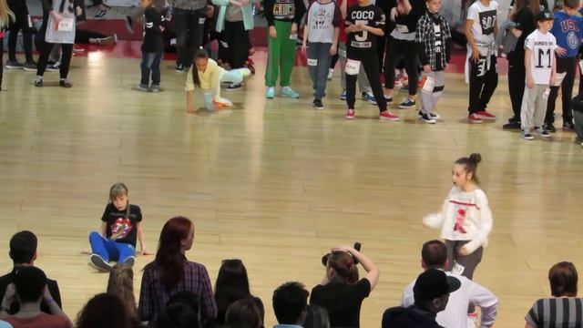 5d611fc6cf0810201c725c0bedfd1d6f