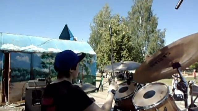 Юля Сухарева - New Breath's Female Band Drummer