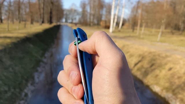 Нож Benchmade CU535-SS-20CV-G10-BLU Bugout