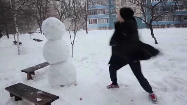 КАК ОТП*ЗДИТЬ СНЕГОВИКА 8K 60FPS (УЛУЧШЕННЫЙ МЕМ)🕯🕯🕯