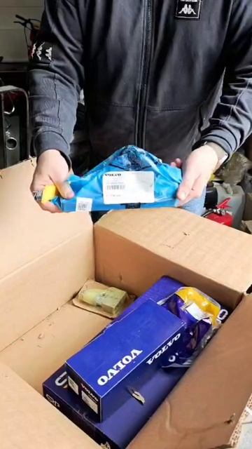 Очередной экспресс Volvo (оригинал и аналог)