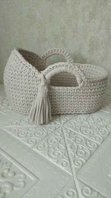 Люлька для игрушек 30*20 см из обрезков трикотажной пряжи Бисквит. Цвет: перламутр