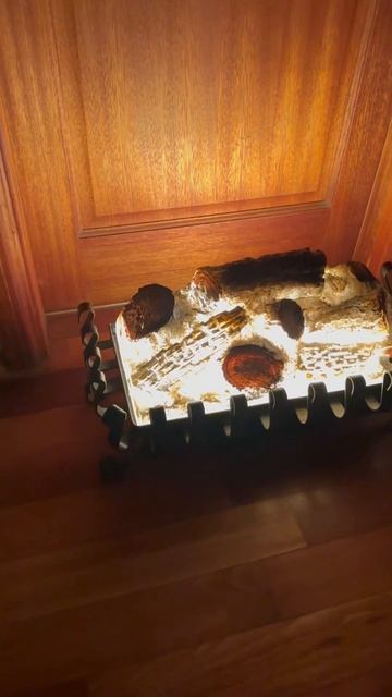 Стильный Обогреватель с Имитацией Камина. Англия.