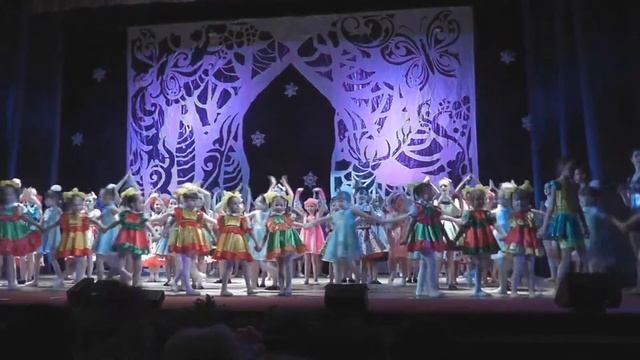 Финал концерта Школы танца Конфетти