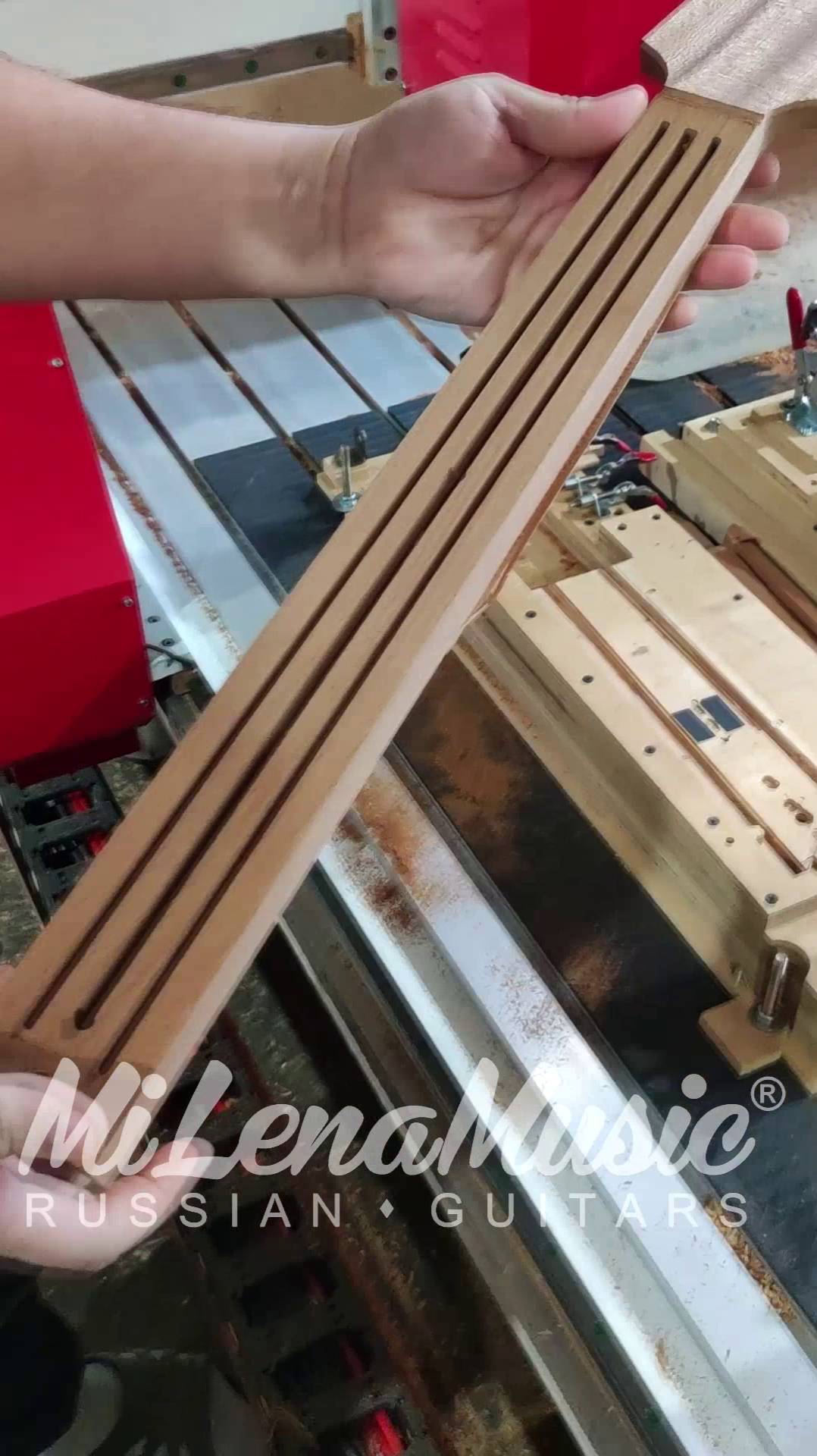 🎸Процесс изготовления грифа гитары.  #woodworking #milenamusic #wood #ml #гитара #guitar