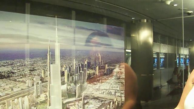 Рима Пенджиева в Бурдж-Халифе. Дубаи лето 2011