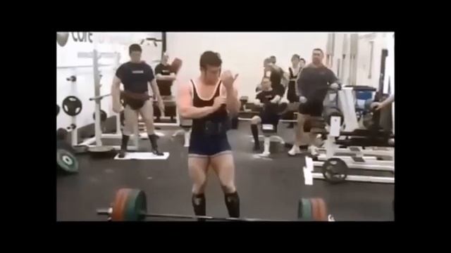 Funny video Качки спортзал бодибилдинг выпуск 1