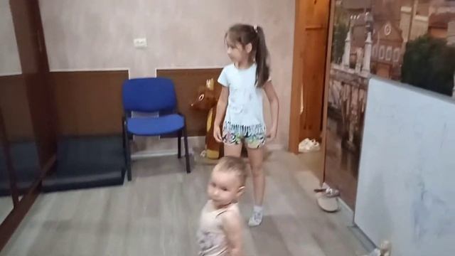 Юля и Ева!!!!!!!