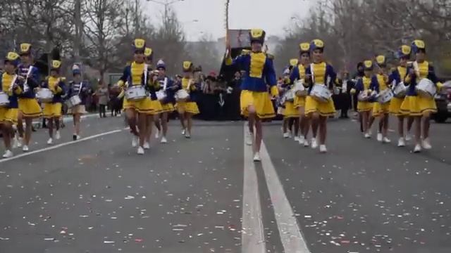 Шествие барабанщиц в Черноморске