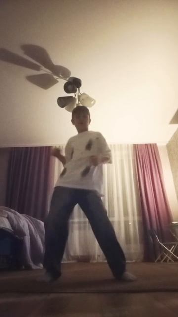 Я ещё не отошёл от этого Чикири бань бань чикири бань б