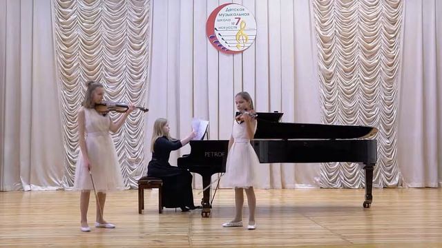 Дуэт КОСТЮКЕВИЧ Вероника, СОКОЛИНСКАЯ Анита