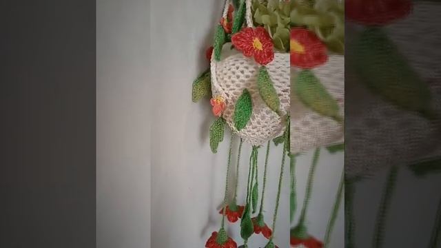 Фантазийное кашпо крючком