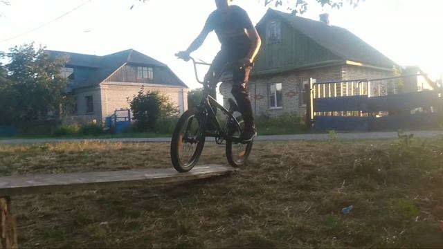 Дикие трюки от Пахана #3 | СПРЫГНУЛ С ОСТАНОВКИ?!