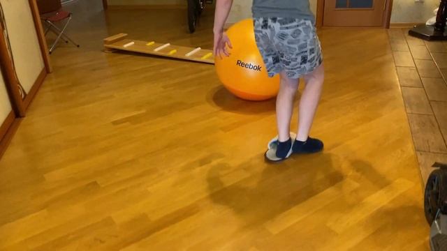 Чи може бути підлога лавою вдома?! Зараз ви дізнаєтесь...