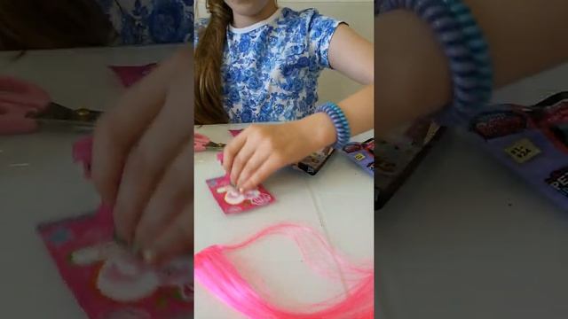 Открываем сюрпризы мой маленький пони и литлес пет шоп и шариковый пластилин с сурпризами