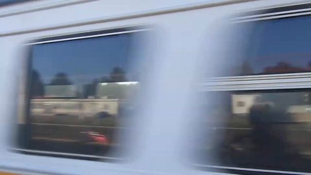 ВЛ11-220 с грузовым поездом, ЭД4М-0482 ЦППК  станция Бекасово-1 31.08.2017